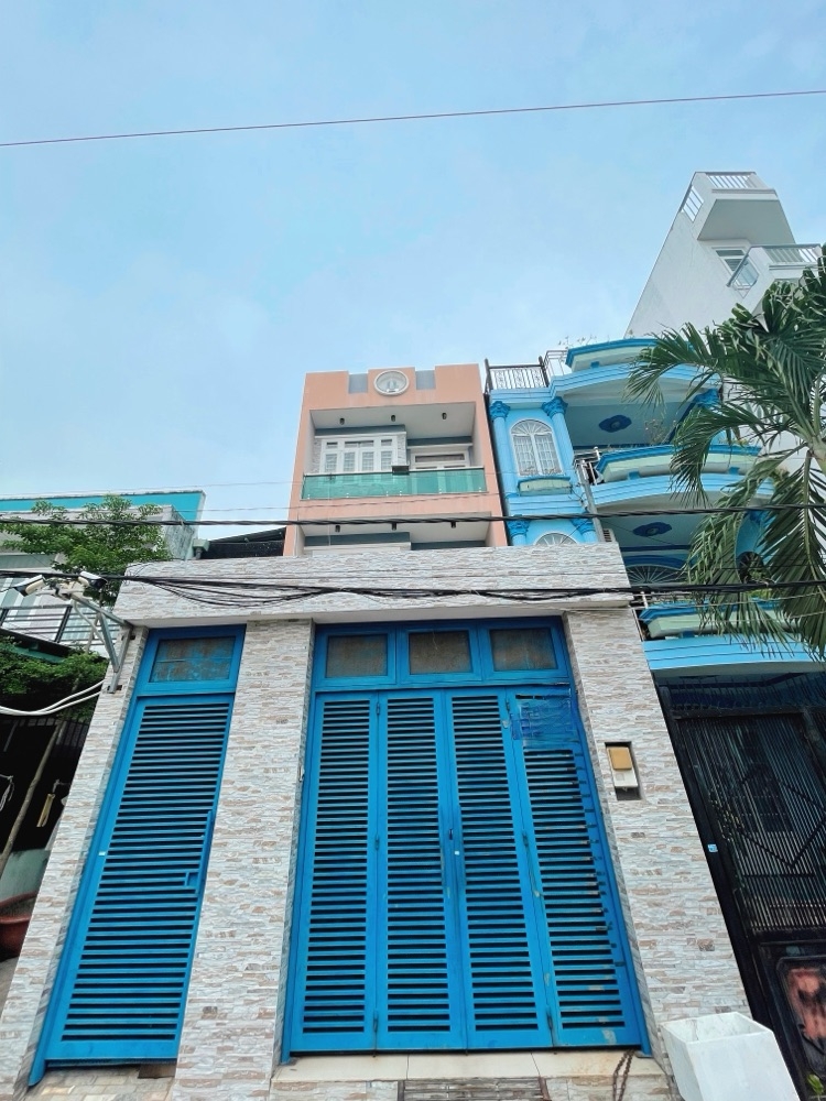 Mua Bán Nhà phố Quận 2 (Thành phố Thủ Đức) 96m2 Giá 7,6 tỷ VND