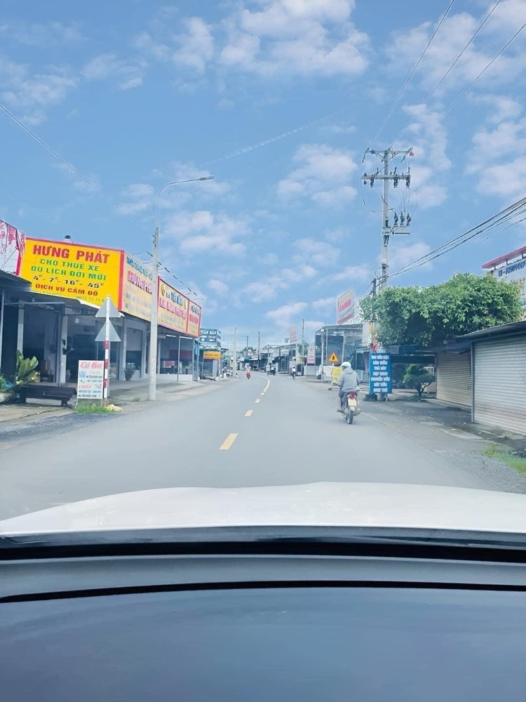 Bán gấp nhà mặt tiền đường Tà Lài - Tân Phú - Đồng Nai