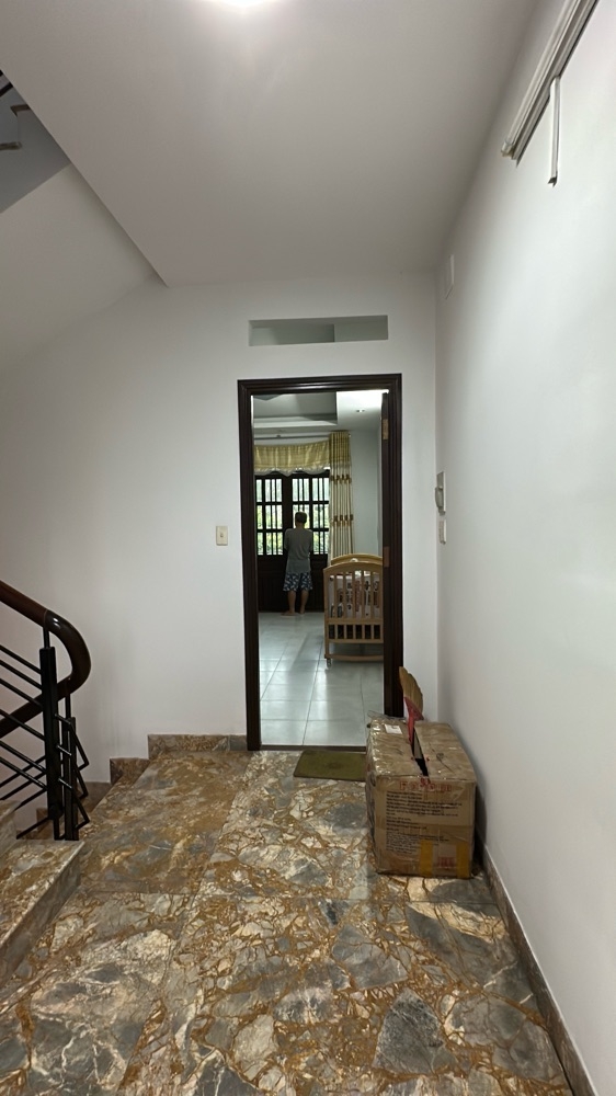 Bán Gấp Nhà Mặt Tiền View Công Viên Khu Định Cư Vĩnh Lộc
