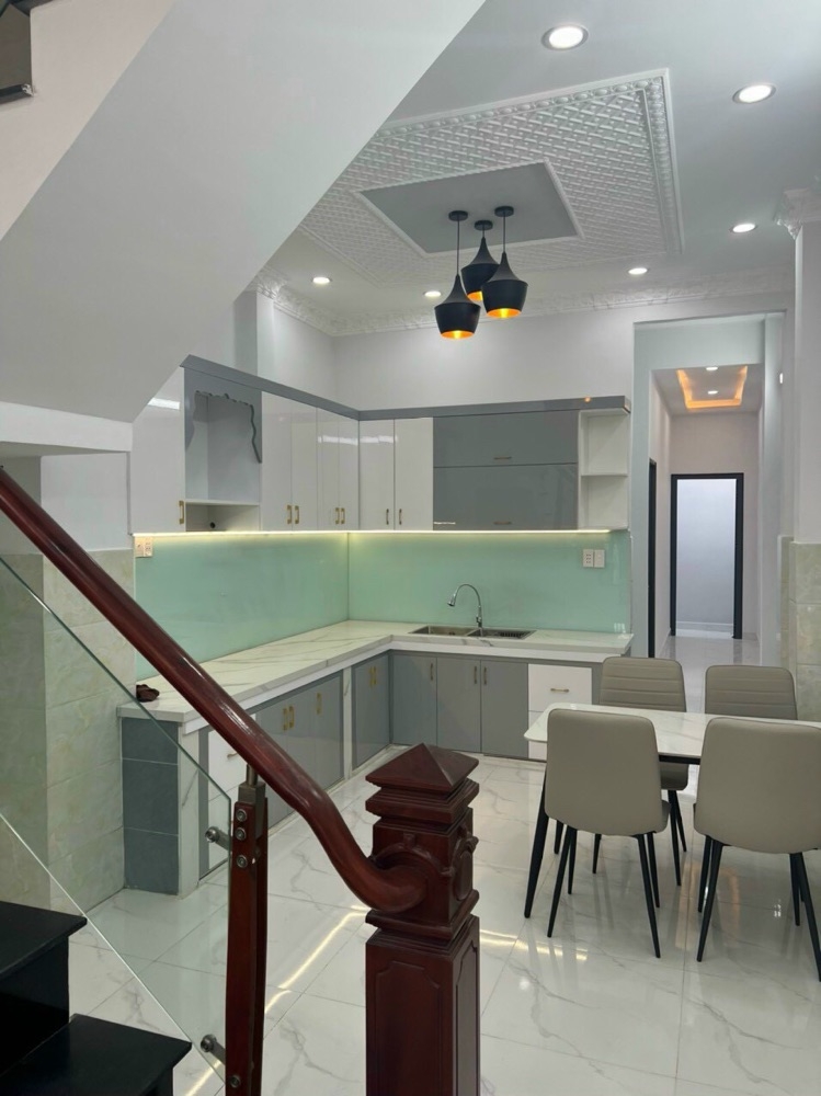 Mua Bán Nhà phố Đường Huỳnh Tấn Phát 64.8m2 Giá 3,35 tỷ VND