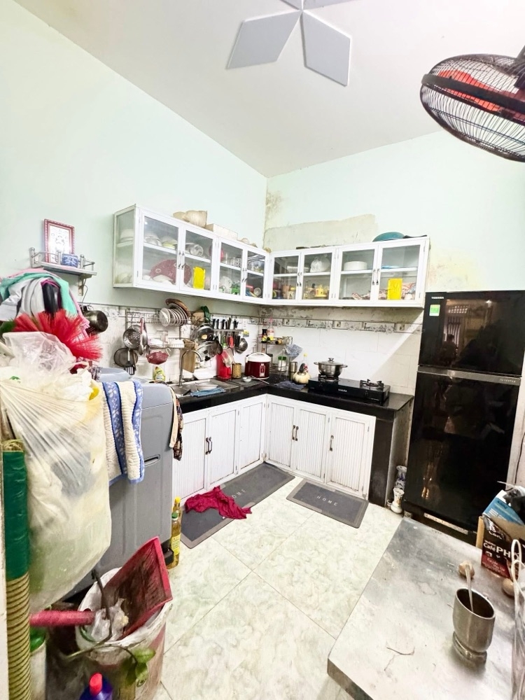 Mua Bán Nhà phố Xã Phú Xuân 33m2 Giá 1,33 tỷ VND