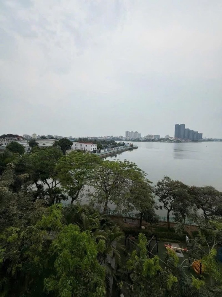 Mua Bán Nhà phố Thành Phố Hà Nội 108m2 Giá 106 tỷ VND