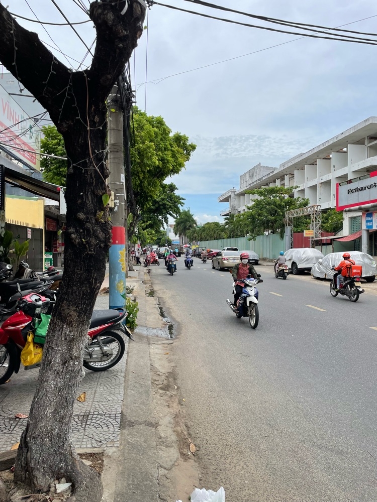 Mua Bán Nhà phố Đường Hải Phòng 215m2 243 Giá 29 tỷ VND