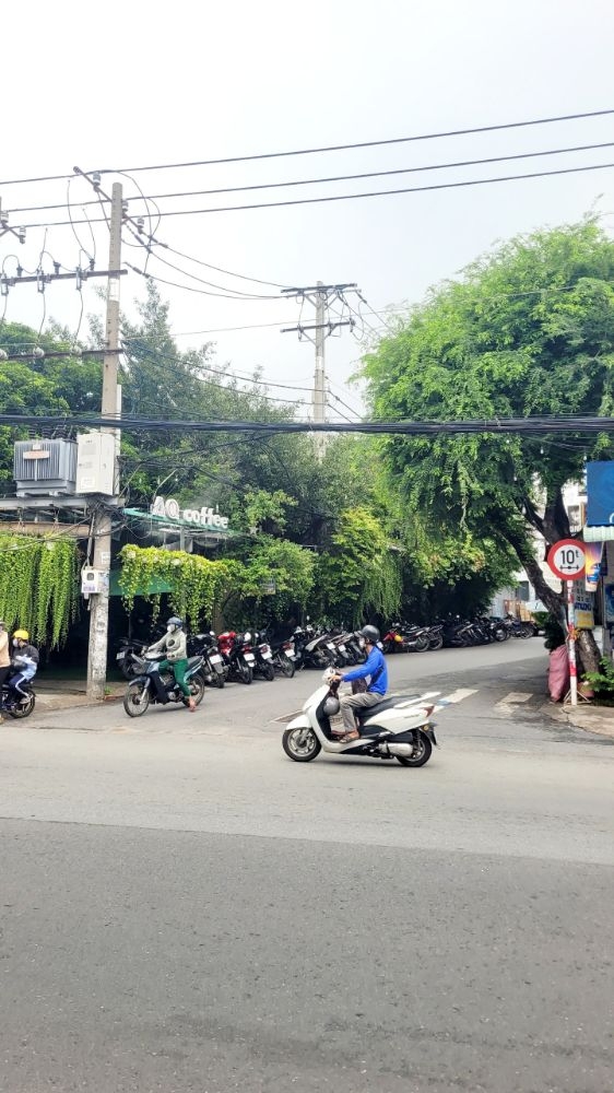 Mua Bán Nhà riêng Phường Hiệp Thành 34m2 Giá 2,55 tỷ VND