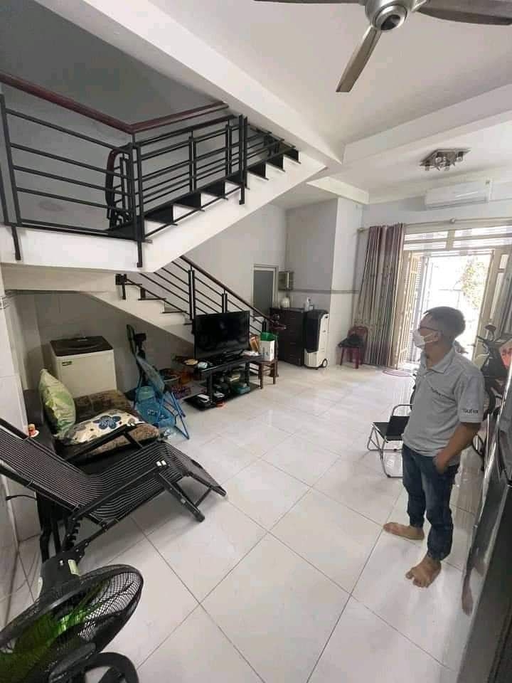 Mua Bán Nhà phố Quận 7 49m2 Giá 3,1 tỷ VND