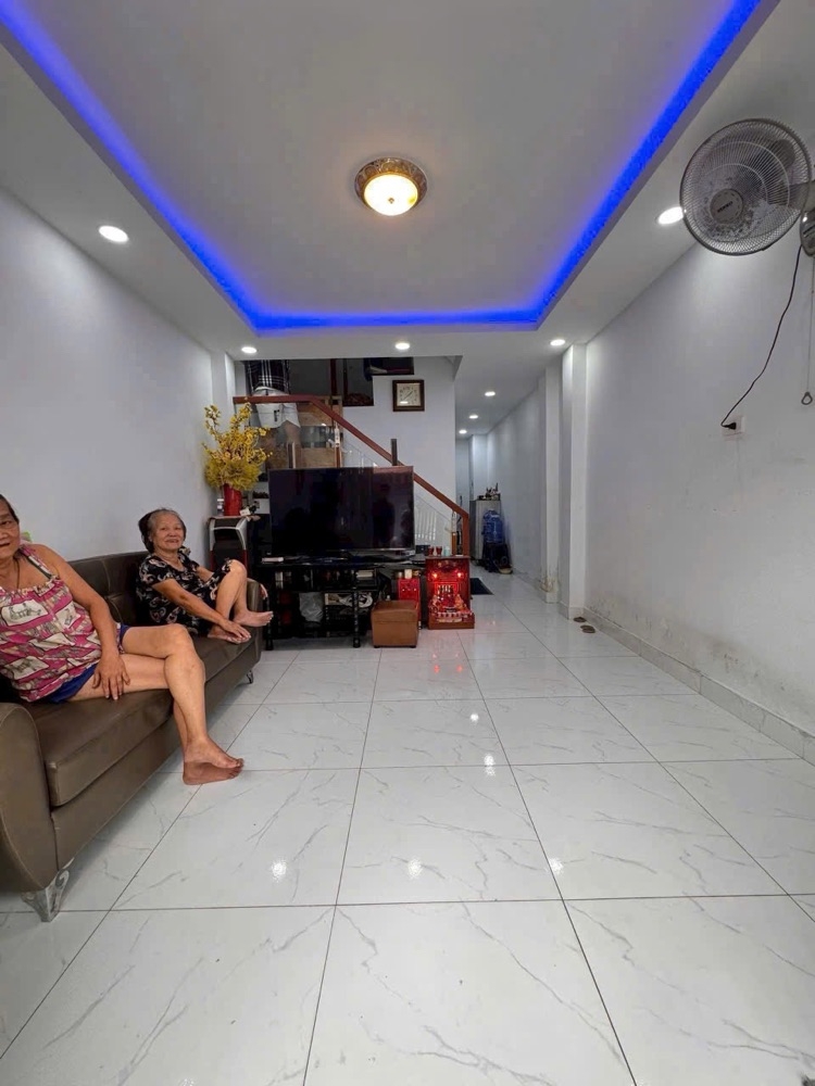 Mua Bán Nhà riêng Xã Bình Chánh 100m2 Giá 880 triệu VND