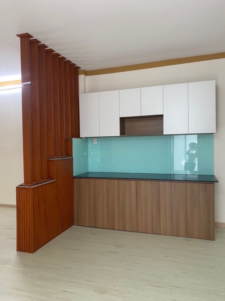 HẺM Ô TÔ - SỔ NỞ HẬU - GẦN MẶT TIỀN,