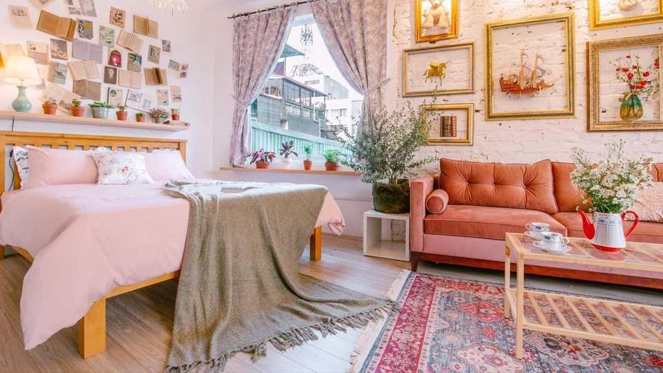 Cô gái ở Hà Nội cải tạo phòng thuê 80m² xuống cấp theo phong cách châu Âu cuốn hút