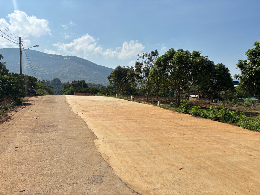 Mua Bán Đất nền Huyện Lâm Hà 400m2 Giá 749 triệu VND