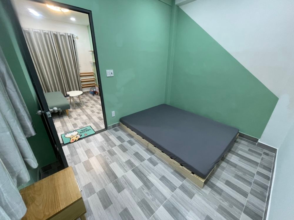 NHÀ 2 TẦNG ĐẸP PULL NỘI THẤT - GẦN CHỢ GÒ VẤP. KHU AN NINH YÊN TĨNH- ĐƯỜNG NGUYỄN THÁI SƠN HẼM Ô TÔ . PHƯỜNG 4 QUẬN GÒ VẤP . CN: 34.2 M2 CHỈ 3. 7 TỶ