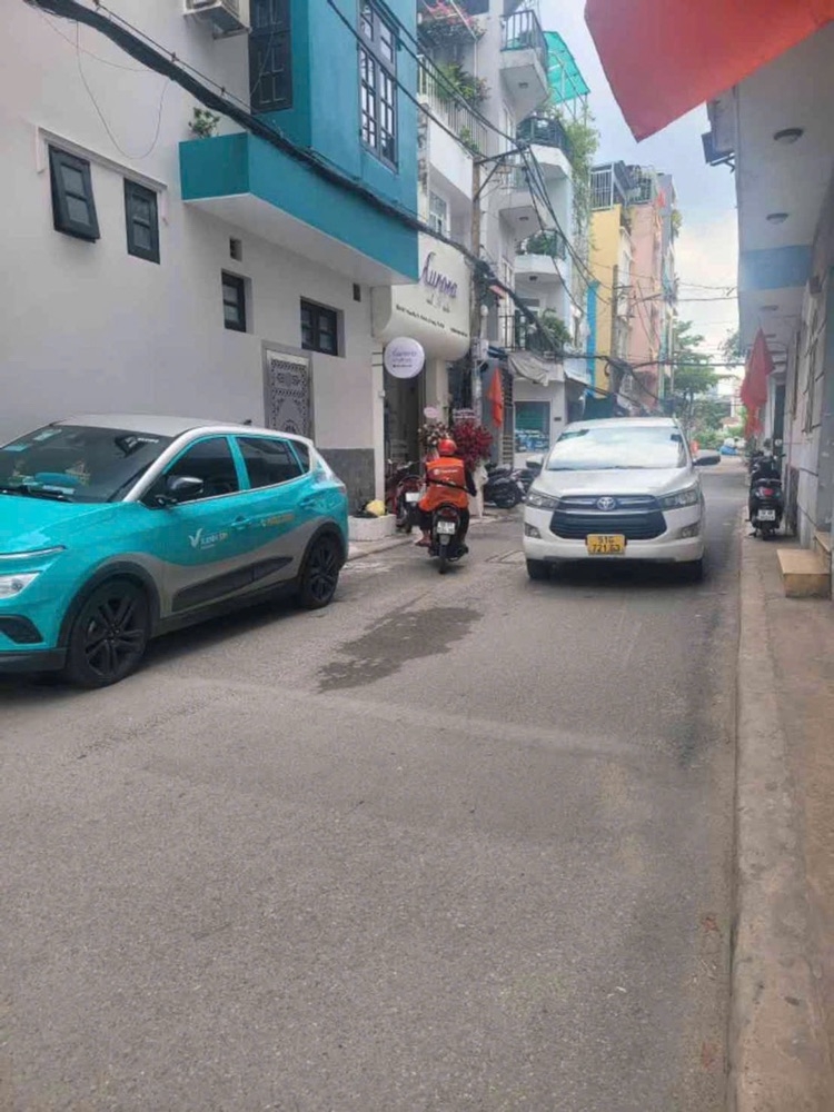 Mua Bán Nhà riêng Đường Phạm Văn Đồng 66m2 Giá 7,85 tỷ VND