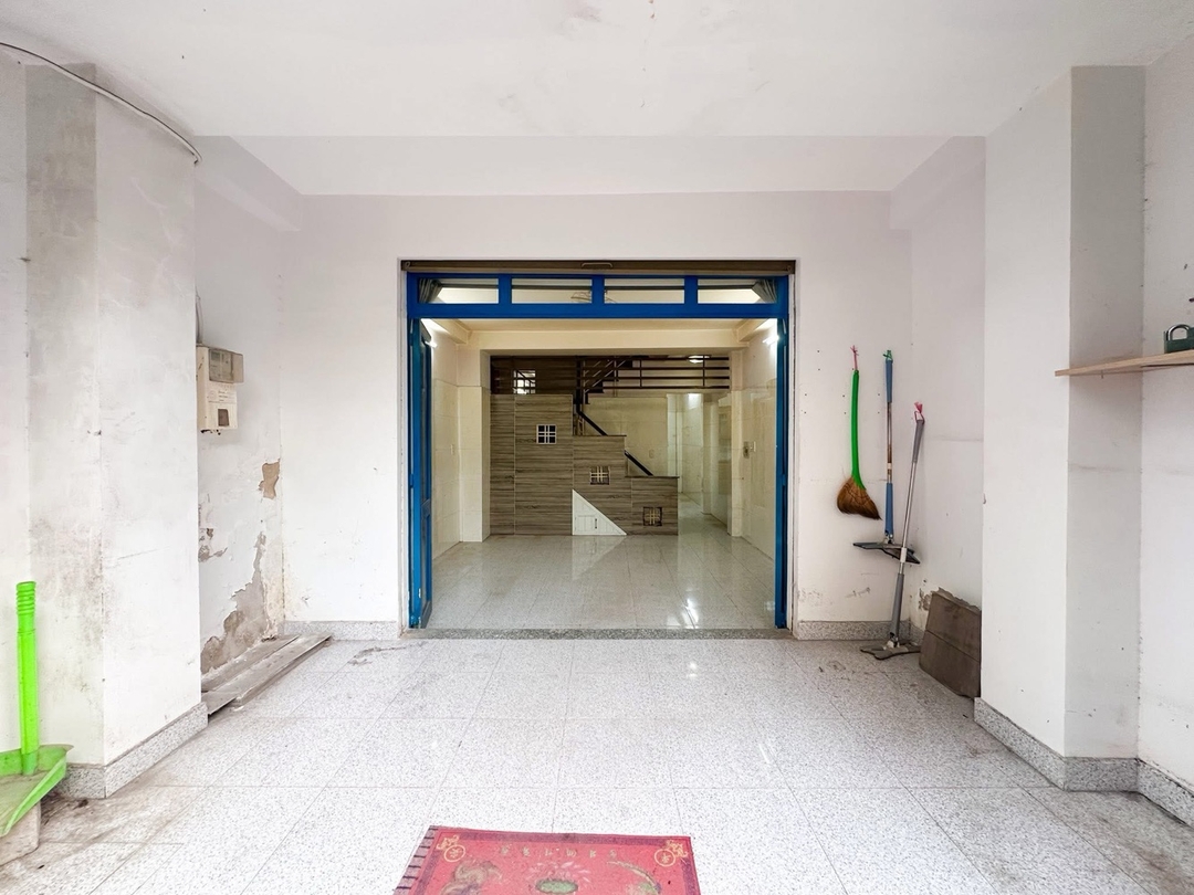 Mua Bán Nhà phố Thị Trấn Nhà Bè 60m2 Giá 3,39 tỷ VND