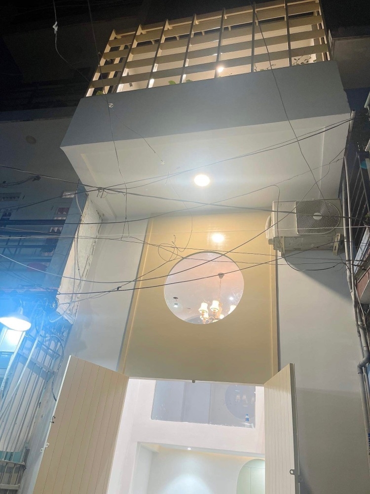 Mua Bán Căn hộ 2PN Đường Nguyễn Trọng Tuyển 22m2 Giá 3,4 tỷ VND