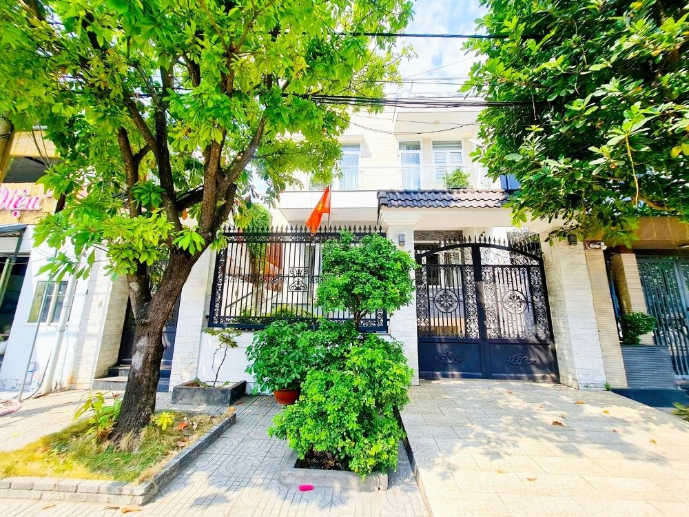 Mua Bán Nhà biệt thự, liền kề Phường Hiệp Bình Chánh 200m2 Giá 29,9 tỷ VND