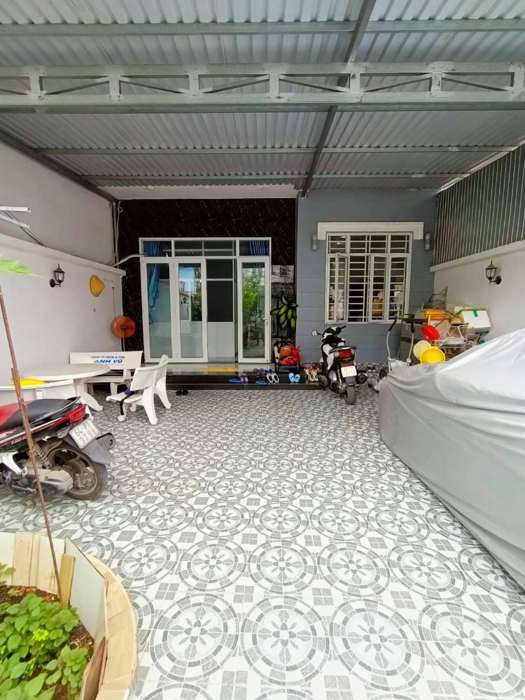 Mua Bán Nhà riêng Quận 9 135m2 Giá 6,5 tỷ VND