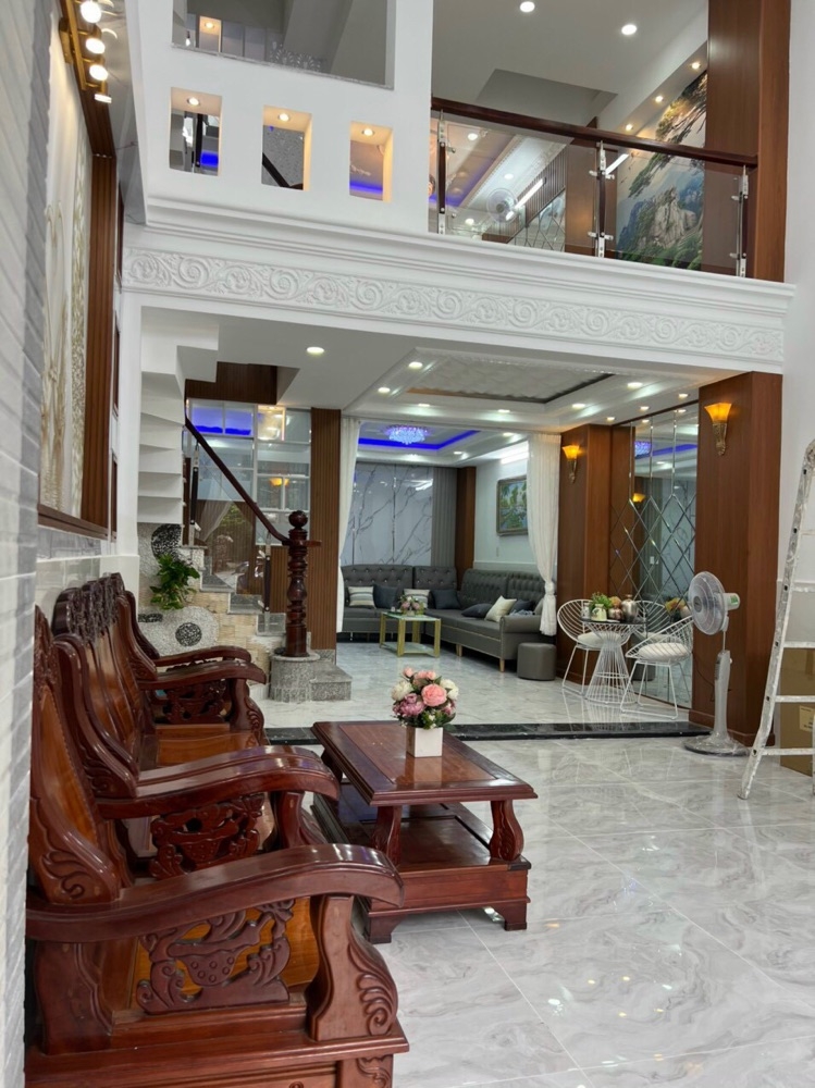 Mua Bán Nhà phố Đường Đào Tông Nguyên 72.2m2 Giá 6,95 tỷ VND